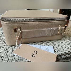 BEIS makeup case